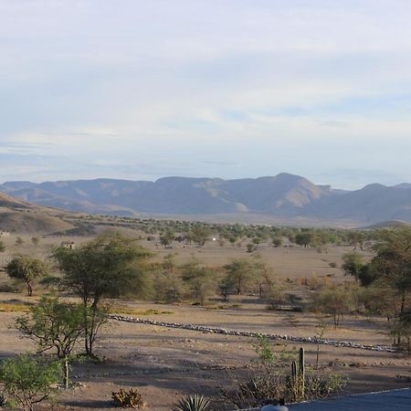 Fort Sesfontein Lodge & Safaris Kültér fotó