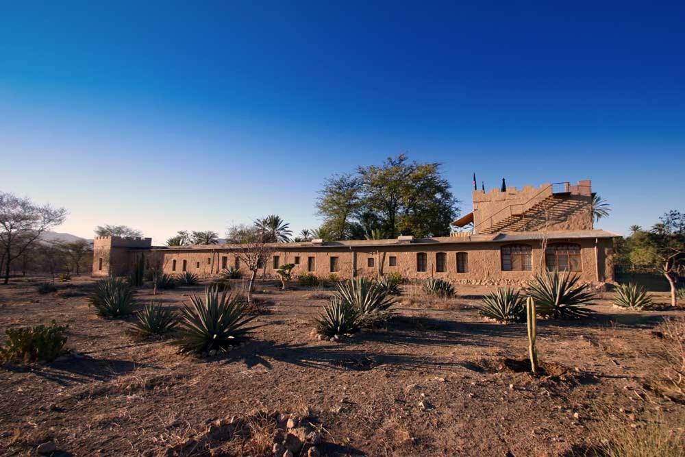 Fort Sesfontein Lodge & Safaris Kültér fotó