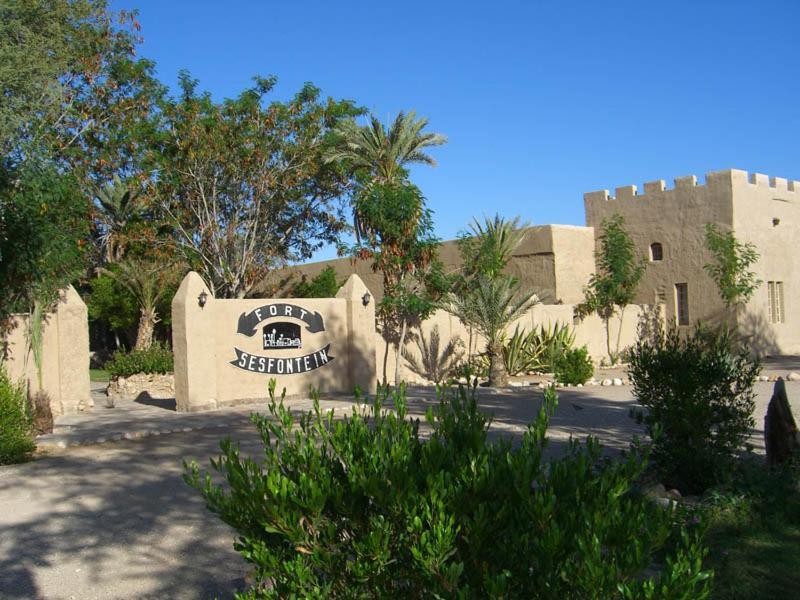 Fort Sesfontein Lodge & Safaris Kültér fotó
